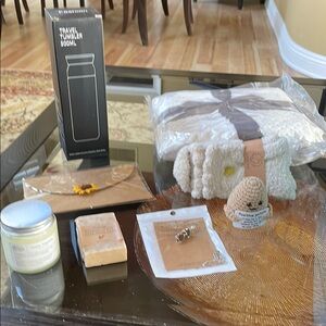 A Hug in a box Gift Set